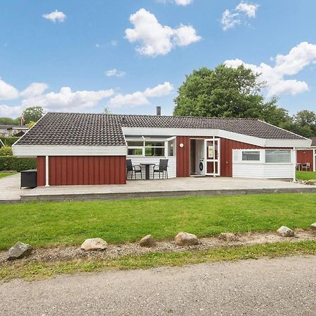 6 Person Holiday Home In Bjert Binderup Strand Esterno foto
